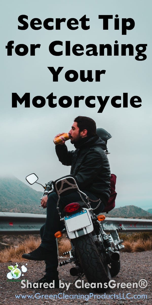 Looking for a secret tip to clean your beloved motorcycle (or pickup truck)?  As an enthusiast of fine motor vehicles the mud, dirt and debris is unsightly. 